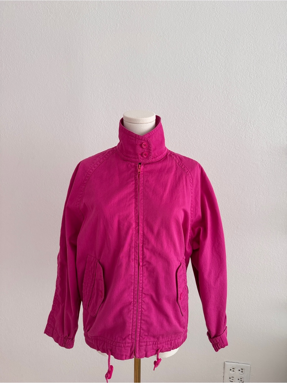 Vintage 100% cotton Eddie Bauer Women's Fuchsia Zip-Up Jacket XSP